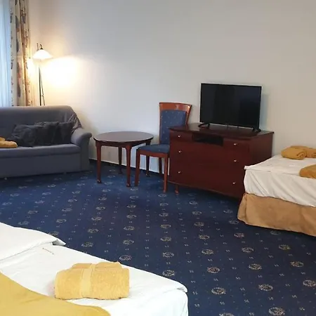 شقة فندقية M-apartamenty W Hotelu Polonia